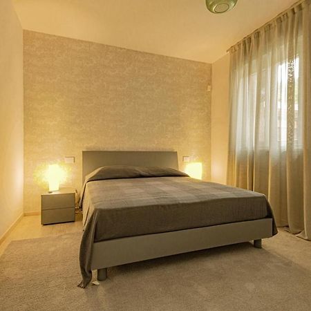 Alloggio Nuovo In Centro Paese Corneliano d'Alba Esterno foto